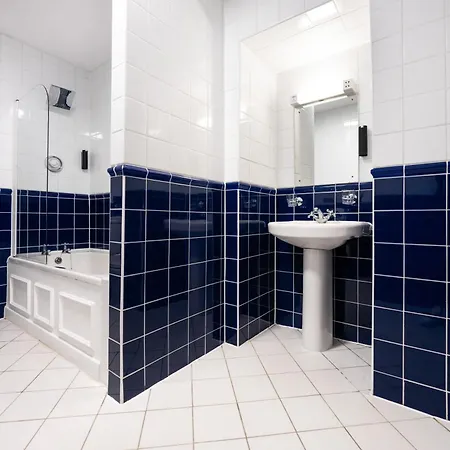 Celtic Royal Hotel & Spa Caernarfon Room photo