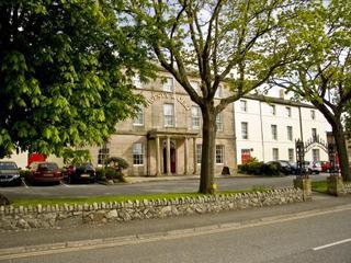 Hotel Celtic Royal & 3*